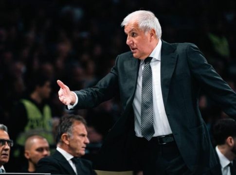 Ομπράντοβιτς: «Ζούμε σε μια εποχή όπου όλοι σχολιάζουν…»