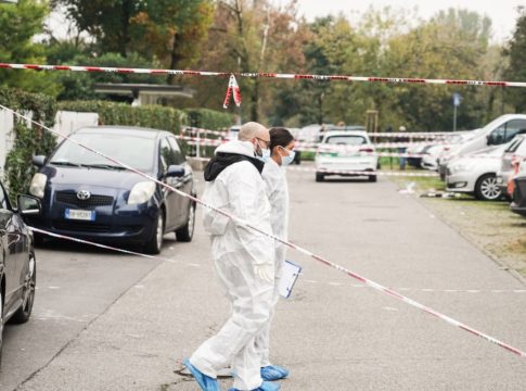 Νέα γυναικοκτονία στην Ιταλία: 62χρονος μαχαίρωσε την πρώην σύζυγό του