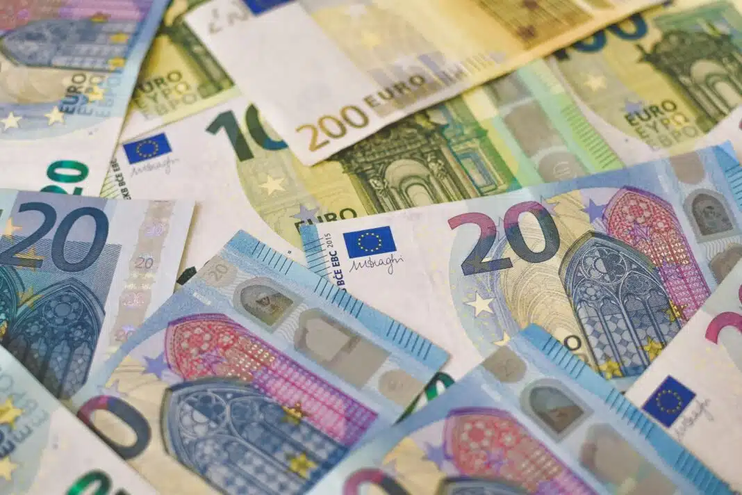 Ο δήμος που χαρίζει 3.000 ευρώ για το 3ο παιδί – Δείτε αν είστε δικαιούχοι