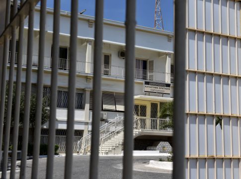 Τα εργαστήρια θα δώσουν απαντήσεις για το πιστόλι στον Κορυδαλλό