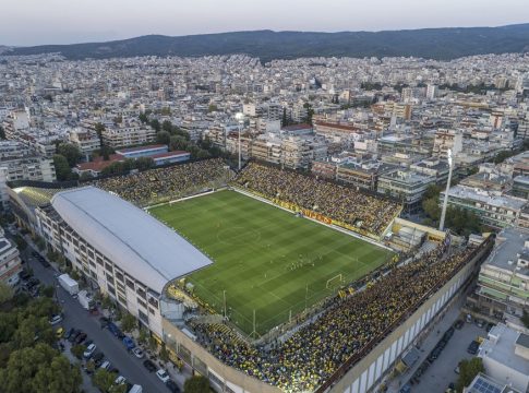Νέος ηλεκτρονικός πίνακας και χλοοτάπητας στο «Κλεάνθης Βικελίδης» (pic & vids)