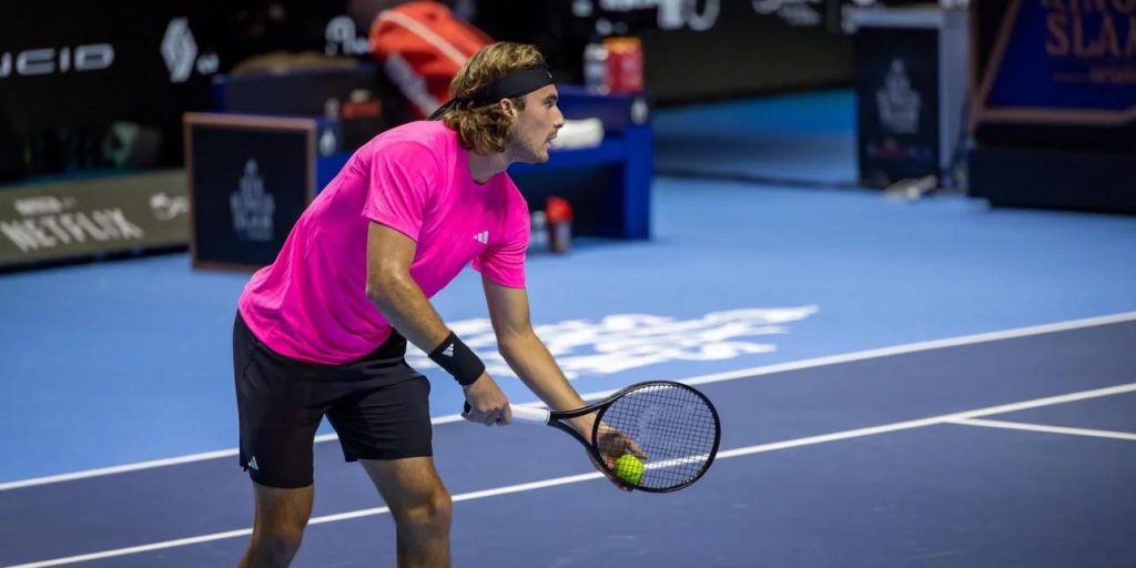 Αποσύρθηκε και από το Masters του Παρισιού ο Τσιτσιπάς