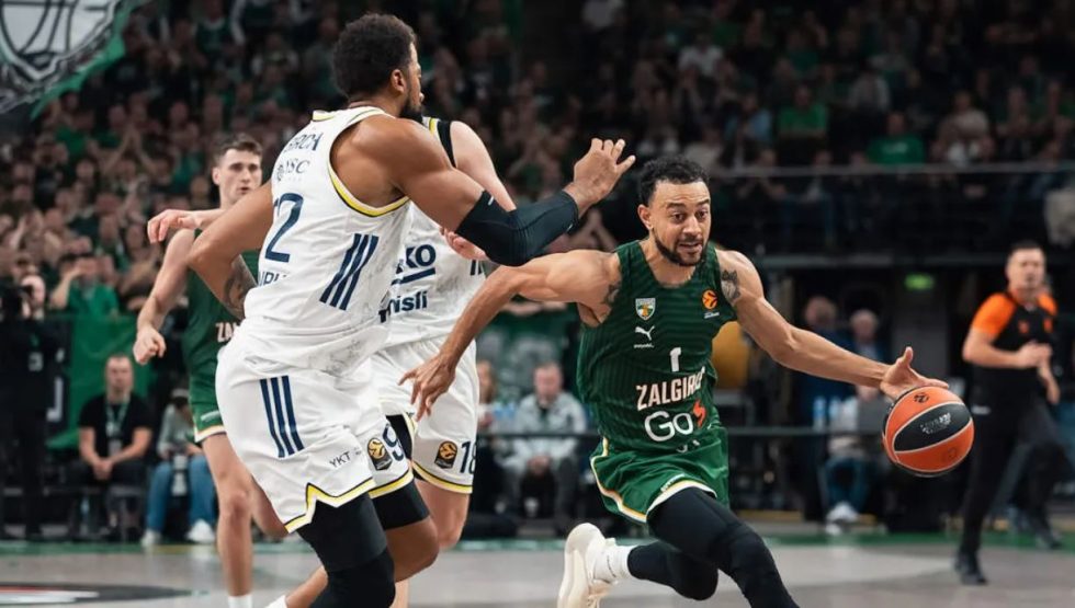 Ζαλγκίρις – Φενέρμπαχτσε 84-81: «Τρελαίνουν» κόσμο Ράιτ και Γκος