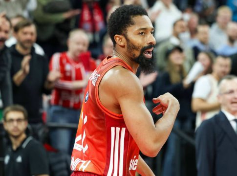 O Ντινγουίντι στη Euroleague: Τι έκανε ο Αμερικανός γκαρντ στο ντεμπούτο του με την Μπάγερν (vids)