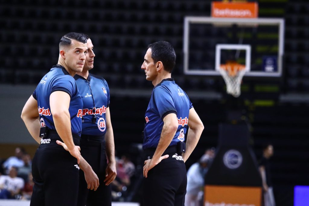Οι διαιτητές της 5ης αγωνιστικής της GBL: Ποιοι θα «σφυρίξουν» στο Άρης – ΠΑΟΚ