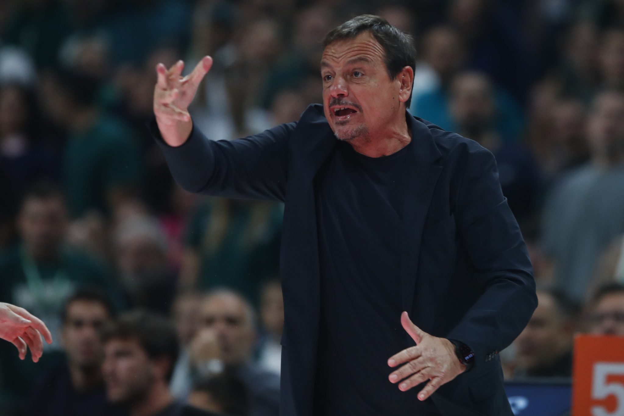 Αταμάν: «Θα το βρούμε με τους ρόλους – Σημασία έχει η νίκη, όχι η εμφάνιση»