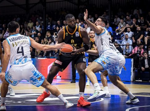 Πέρασε στο φινάλε από τη Ρόδο η ΑΕΚ (85-87) – «Πάτησε» τον Άρη Betsson η Καρδίτσα (91-77)