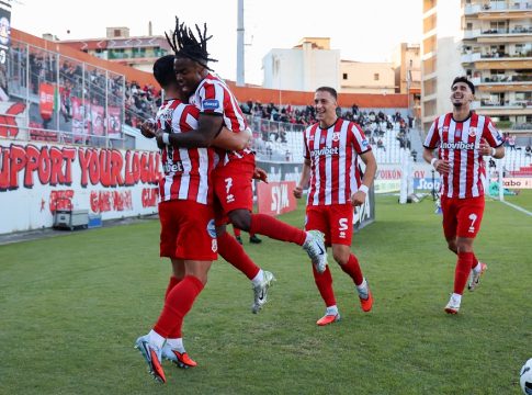 Πανσερραϊκός – Αστέρας Τρίπολης 2-1: «Βύθισε» κι άλλο τους Αρκάδες