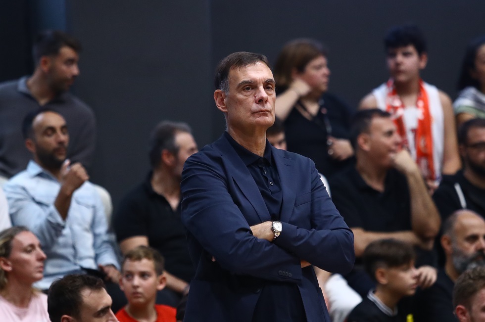 Τι είπε ο Μπαρτζώκας για το ντεμπούτο του Νιλικίνα και το… χρονοδιάγραμμα για τον Κίναν Έβανς