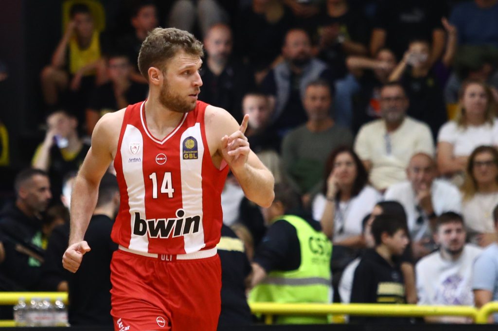 Βεζένκοφ: «Έχω χάσει κάτι λέι απ στη Μαδρίτη και στη Βιτόρια, αλλά…»