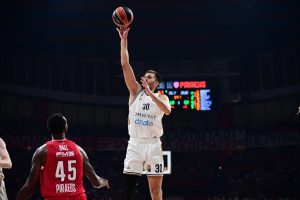 Η απάντηση του Πετρούσεφ στις αποδοκιμασίες στο ΣΕΦ
