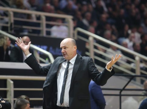 Ζντοβτς: «Θέλω περισσότερα από τους παίκτες μου» (vid)