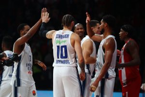 Euroleague: H «μάχη» της περιφέρειας και η εξάδα της Εφές που… απειλεί τον Παναθηναϊκό (vids)