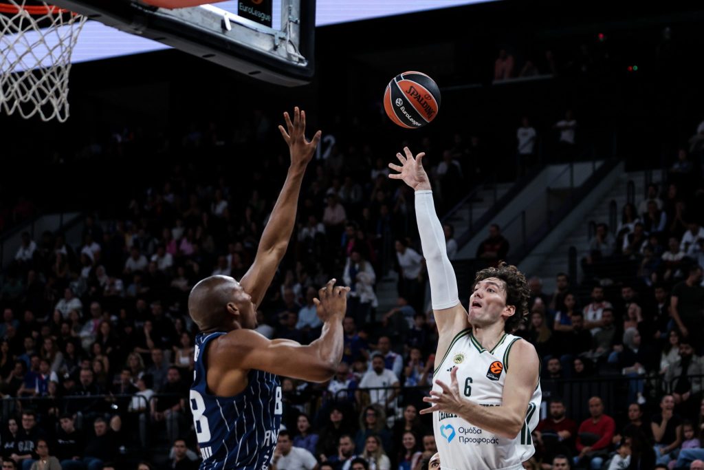 Έκανε νέο ρεκόρ καριέρας και πάλι απέναντι στην Εφές ο Οσμάν