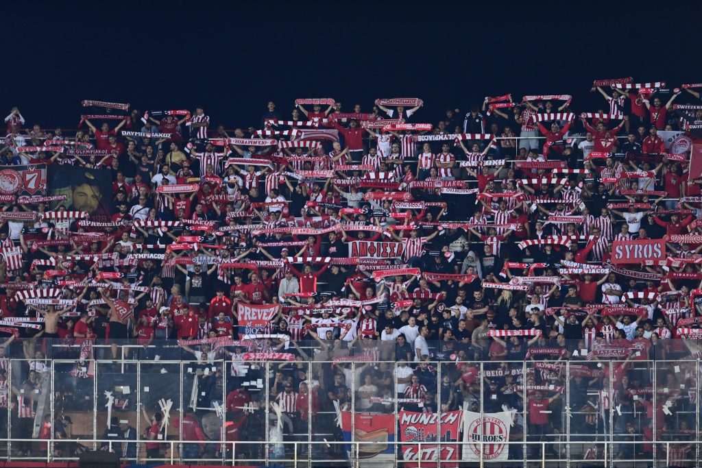 Το «ευχαριστώ» του Ολυμπιακού στον κόσμο που ταξίδεψε στη Βαρκελώνη (vid)