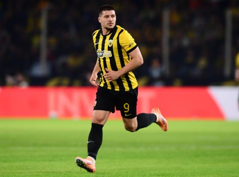 Αγωνία στην ΑΕΚ για Γιόβιτς – Σήμερα τα αποτελέσματα των εξετάσεων