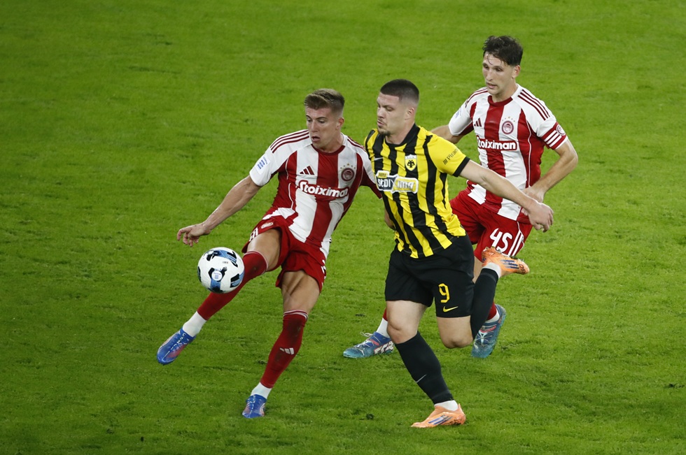 Αγωνία στην ΑΕΚ με Γιόβιτς