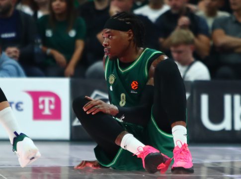 Ο Παναθηναϊκός κοιτάζει στην αγορά για μεταγραφή: Η εμφάνιση του Γιούρτσεβεν, η απουσία του Χολμς και η… ατάκα για Λεσόρ