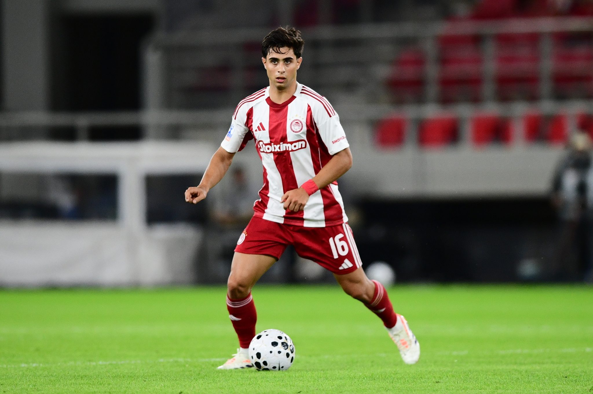 Σιπιόνι: «Νιώθω πάρα πολύ καλά στον Ολυμπιακό – Δουλεύω καθημερινά για να κερδίζω χρόνο συμμετοχής»