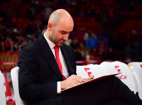 Η αποθέωση του Βασίλη Σπανούλη στο ΣΕΦ (vid)