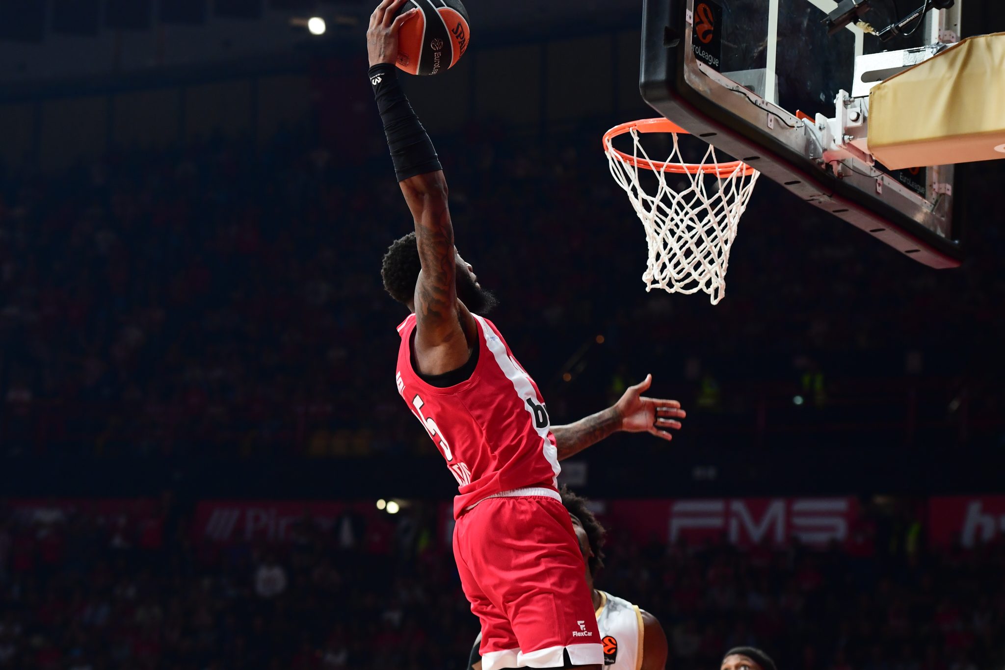 Mε Ντόντα Χολ το Top-10 της 7ης αγωνιστικής στη Euroleague