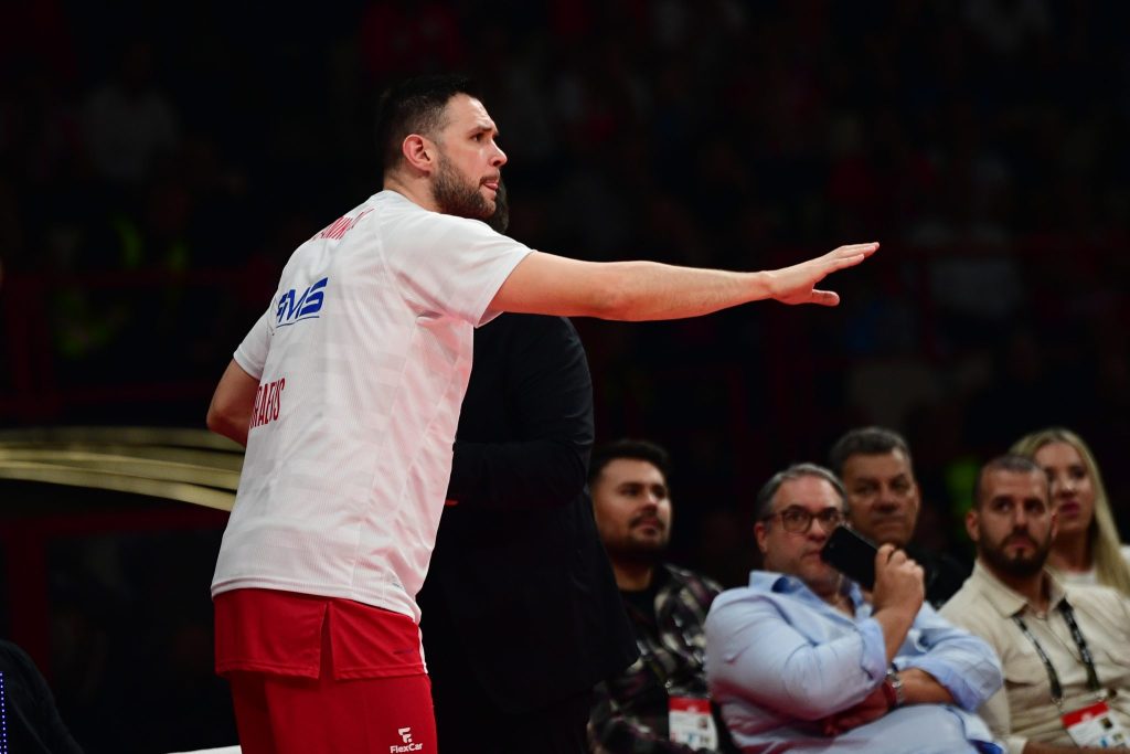 Κώστας Παπανικολάου: Μετά τα 56 δεύτερα με τη Μονακό, δεν έπαιξε καθόλου με τη Χάποελ