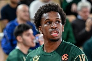 Μηδέν ο Τι Τζέι Σόρτς στο Μονακό: Τον ξέχασε στον πάγκο ο Αταμάν