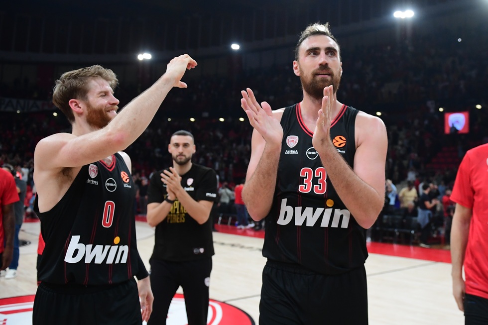 Μιλουτίνοφ: «Κάναμε το step-up κόντρα στην καλύτερη ομάδα στη Euroleague»