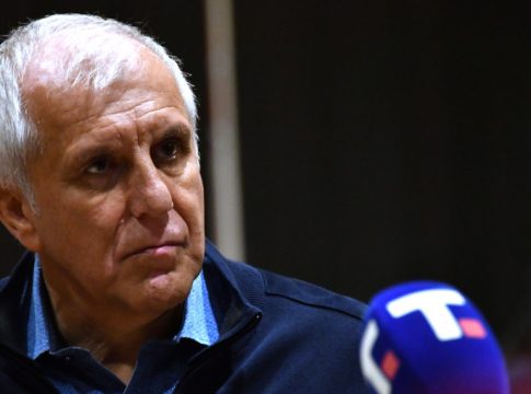 Ειρωνική απάντηση Ομπράντοβιτς σε δημοσιογράφο: «Είμαι “loser” όλη μου τη ζωή, σωστά;» (vid)