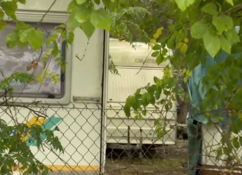 Κοντά στον δράστη της διπλής δολοφονίας στη Φοινικούντα η ΕΛ.ΑΣ. – Τα νέα στοιχεία και τα θολά σημεία της υπόθεσης
