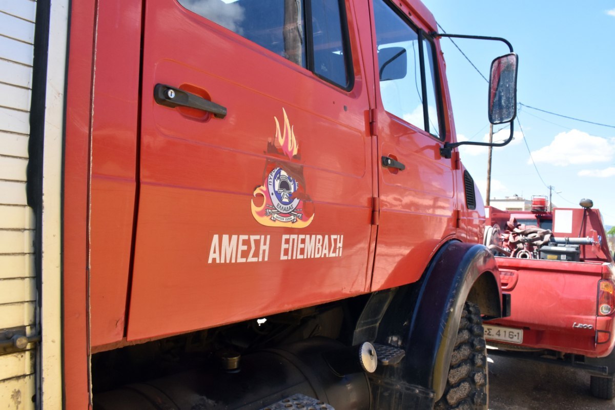 Μεγάλη φωτιά σε επιχείρηση στον Ασπρόπυργο