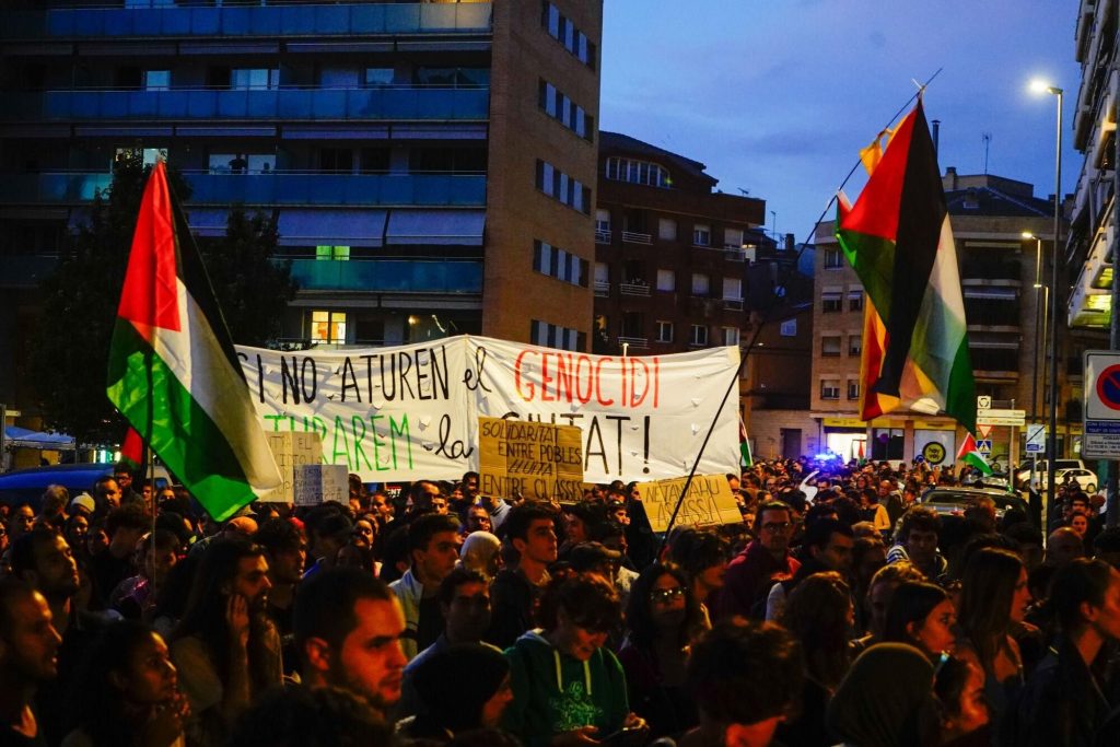Διαδηλωτές στη Βαρκελώνη μπλόκαραν την αποστολή της Χάποελ Ιερουσαλήμ (vid)