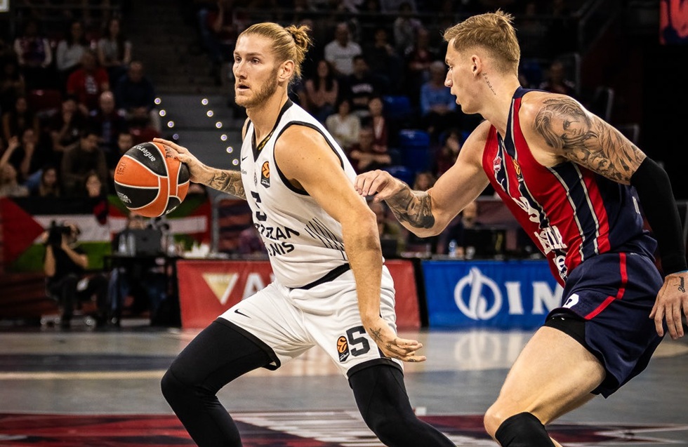 Ξέσπασε στο φινάλε η Παρτίζαν (79-91) – Τεράστιο διπλό στο Παρίσι για τη Χάποελ (88-89)