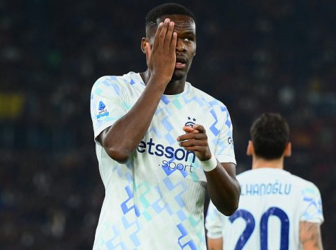 Ρόμα – Ίντερ 0-1: Πήραν το ντέρμπι και προκάλεσαν χαμό στην κορυφή οι «νερατζούρι»