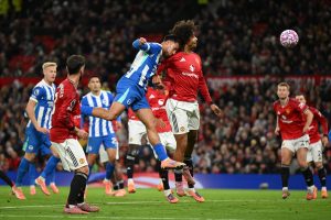 Άνοιξε λογαριασμό στην Premier League ο Κωστούλας – Δείτε το γκολ κόντρα στη Γιουνάιτεντ (vid)