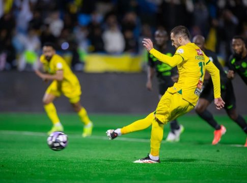 Αλ Καλίτζ – Αλ Ριγιάντ 4-1: Ελληνικό πάρτυ – Μοίρασε δύο ασίστ ο Φορτούνης, έβαλε γκολ ο Μασούρας