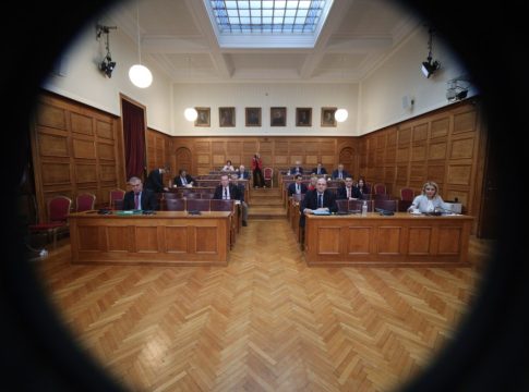 Δεν βλέπει σκάνδαλο ΟΠΕΚΕΠΕ ο εισηγητής της ΝΔ – «Ποια είναι η Κοβέσι;»