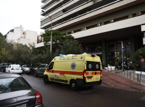 Άνδρας έπεσε από τον 24ο όροφο του πύργου «Απόλλων» και σκοτώθηκε (pics+vids)