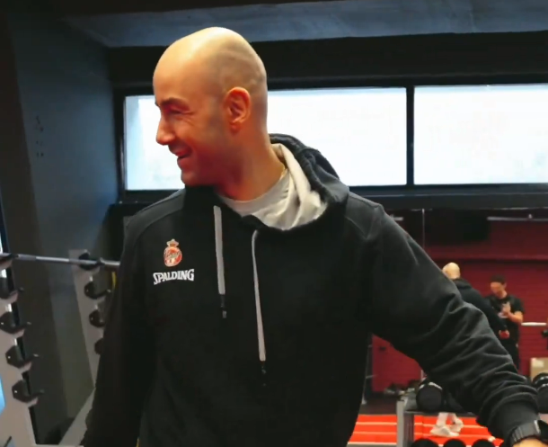 Ο Σπανούλης επέστρεψε στο ΣΕΦ και μίλησε με Φαλ και Βεζένκοφ (vid)