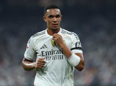 Αποκαλύψεις από Αλεξάντερ-Άρνολντ για τη μεταγραφή του στη Ρεάλ (vids)