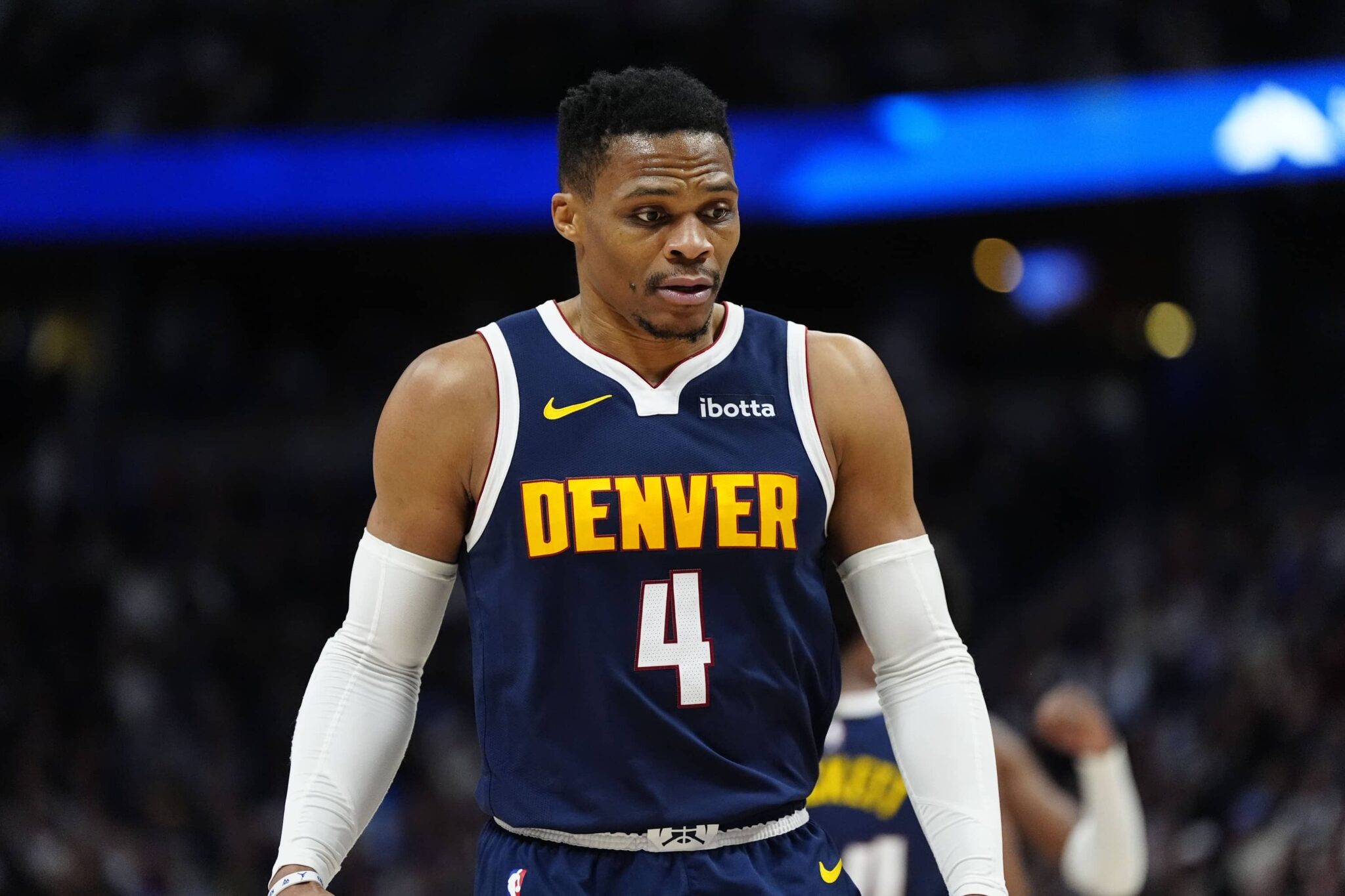Ποια ομάδα εκτός NBA προσφέρει «χρυσό» συμβόλαιο στο Γουέστμπρουκ