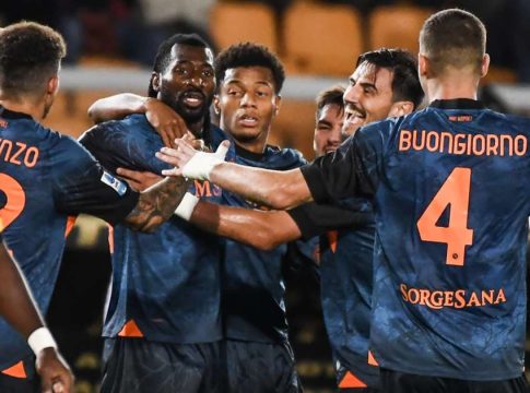 Λέτσε – Νάπολι 0-1: Όρθιοι… με «διπλό» κορυφής οι «παρτενοπέι»