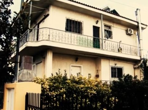 Άνοιξη: «Επιτέθηκε για να με σκοτώσει» λέει ο 44χρονος που δέχθηκε επίθεση από τον γιο του ιδιοκτήτη