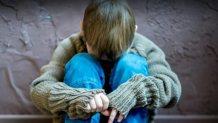 Θεσσαλονίκη: 52χρονος ζητούσε από 9χρονο να του στέλνει φωτογραφίες φορώντας μόνο εσώρουχο