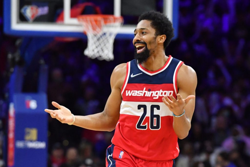 «Ο Ντινγουίντι είναι έτοιμος να αφήσει το NBA για να μετακομίσει στη Euroleague» (vids)