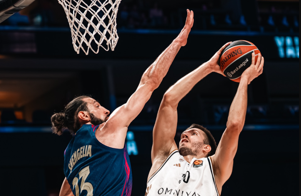 Ντουμπάι – Μπαρτσελόνα 83-78: Τι έκανες ρε Πετρούσεφ!