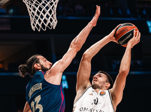 Ντουμπάι – Μπαρτσελόνα 83-78: Τι έκανες ρε Πετρούσεφ!