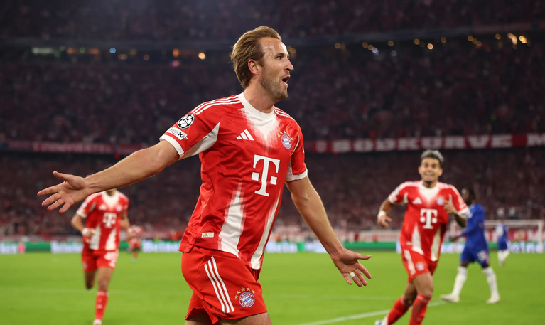 Ακάθεκτη η Μπάγερν Μονάχου – Kατέρριψε μυθικό ρεκόρ 32 ετών της Μίλαν (pic, vid)