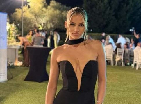 Η πανέμορφη γυμνάστρια, σύντροφος Έλληνα ποδοσφαιριστή! (pics)