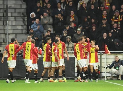 «Σόκαρε» την Άστον Βίλα η Γκόου Αχέντ Ιγκλς (2-1) – Νίκη με βασικό Λυκογιάννη για την Μπολόνια (1-2))